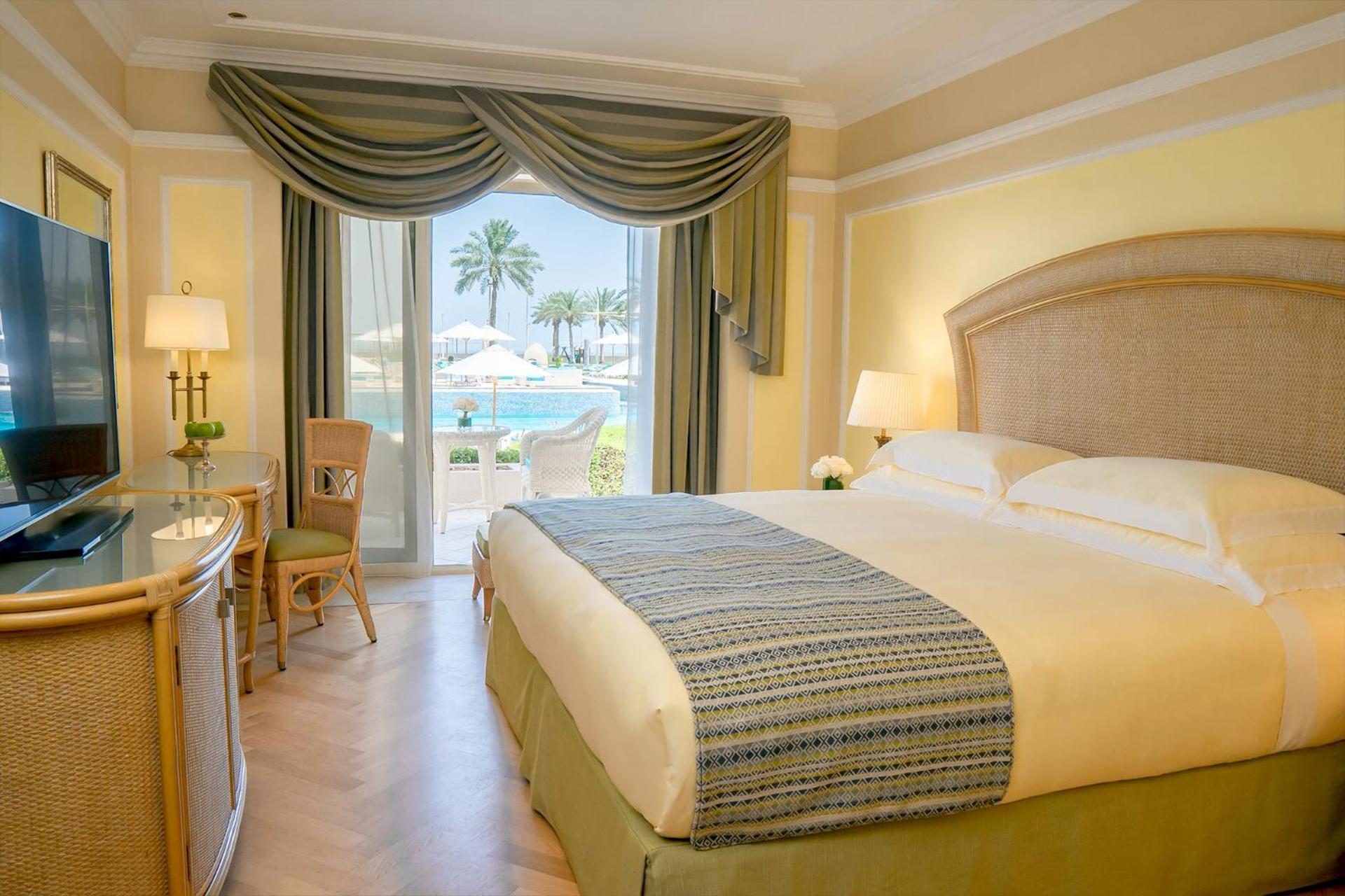 The Regency Hotel Kuwait Kuwejt Zewnętrze zdjęcie A room at the Hilton Sharm El Sheikh Resort